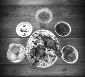 Dum Biryani 500ml+Chicken Kebab 2 Pieces+Raita+Salad+1 Buttermilk