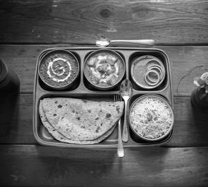 Butter Roti Thali