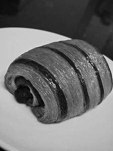 Pain Au Chocolat (100gm)