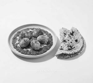 Egg Curry + Tandoor Roti (2 pieces)