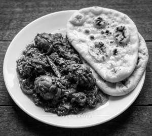 Chicken Kosha + Butter Naan (2 pieces)