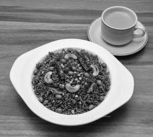 Melukota Special Iyengar Special Puliyogare + Tea
