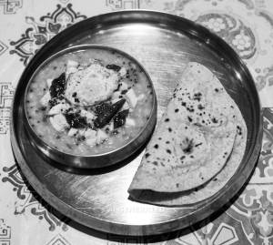 Egg Dal Tadka + Plain Roti (2 Pieces)