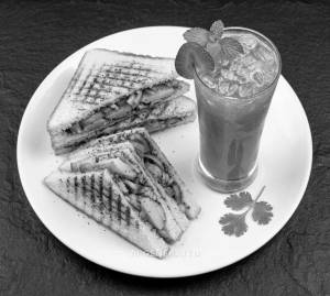 Bombay Sandwich + Strawberry Mocktail