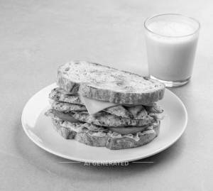 Chicken sandwich + Banana juice