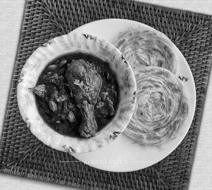Chicken Kosha (1Pc) + Lachha Paratha (2 Pieces)