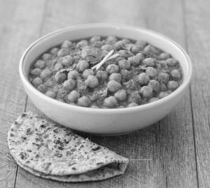 Chana Masala + Missi Roti (1 piece)