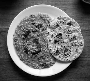 Dal fry + roti tandoori (2 pieces)