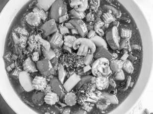 Veg In Hot Garlic Sauce