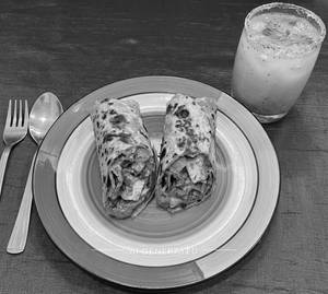 Paneer Makhani Roll + Spicy Mango Mocktail