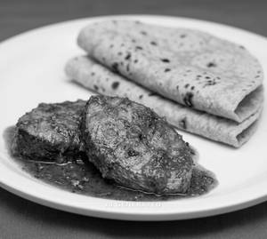 Rehu Fish Masala 2 Pcs. + Plain Tawa Roti (2 Pieces)