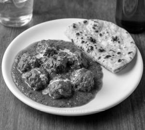 Changezi Chaap Gravy + Tandoori Roti (1 piece)