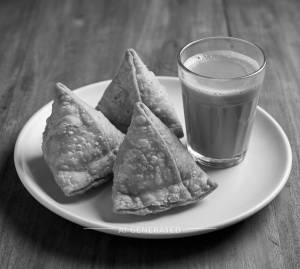 Samosa Veg + Tea