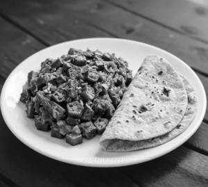Bhindi Masala + Tawa Roti (2 pieces)