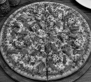 Kadai paneer pizza [regular]