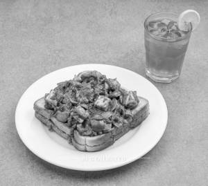 Paneer Makhni Toast + Lemon Iced Tea