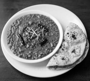 Special Dal Tatak + Roti (2 pieces)