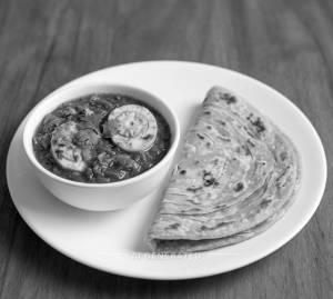 Egg Masala [1/2Pt] + Plain Paratha [1 Piece]