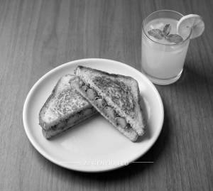 Aloo Bread Sandwich [2 Pieces] + Lemon Juice [300 Ml]