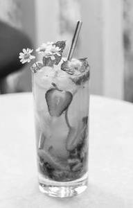 Strawberry mojito