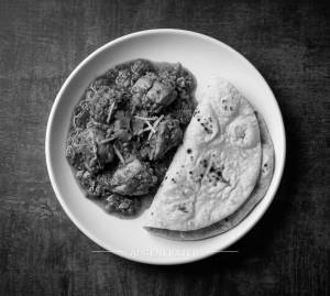 Chicken Masala + Plain Roti (2 Pieces)