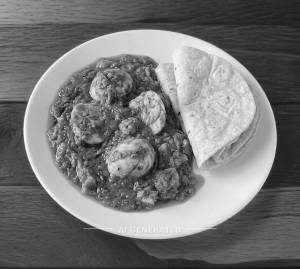 Anda Masala + Plain Roti (2 pieces)
