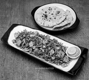 Fried Urad Papad Masala + Tawa Roti (2 Pieces)