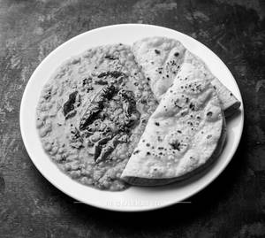 Tadka Dal + Chapati (2 Pieces)