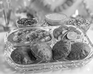 Vrat Kuttu Poori Thali (executive - 6 In 1)