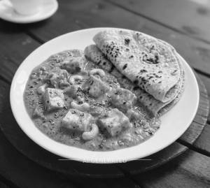 Paneer Lababdar + Tawa Roti (2 pieces)