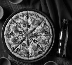 Veg Pizza Regular + Cold Drinks