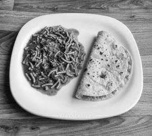 Sev Tamatar + Tawa Roti (2 pieces)