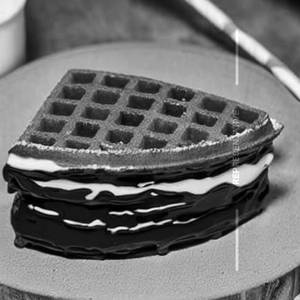 Sweet Surprise Milk Waffle