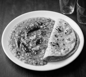 Dal Tadka + Tawa Roti (2 Pieces)