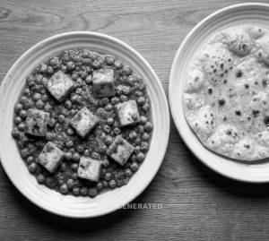 Matar paneer + Tawa butter roti (1 piece)