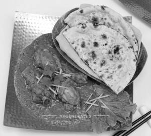 Chicken Curry + Tandoori Roti (2 pieces)