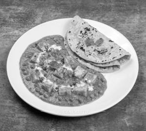Matar Paneer + Tawa Roti (2 pieces)