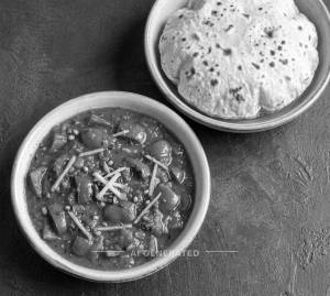 Ginger Capsicum Curry + Pulka 1 (1 Piece)