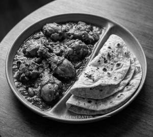 Chicken Masala + Tawa Roti (2 pieces)