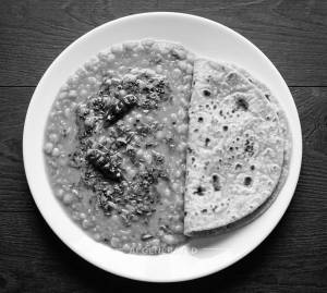 Dal Tadka + Tawa Roti (2 pieces)