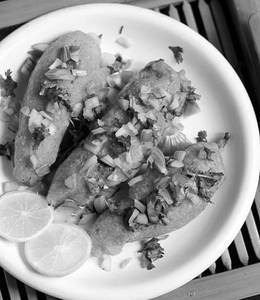 Mirchi bajji [4 pieces]