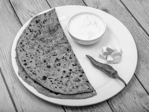 Stuffed Paratha With Dahi