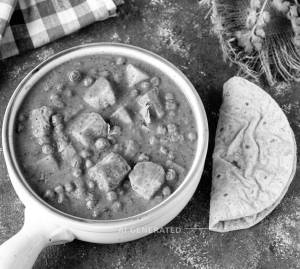 Veg Makhanwala + Plain Chapati Roti (1 piece)
