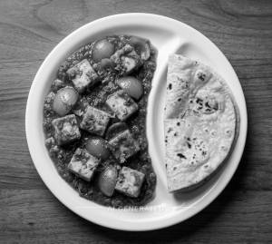 Paneer Do Pyaza + Plain Roti (1 Piece)