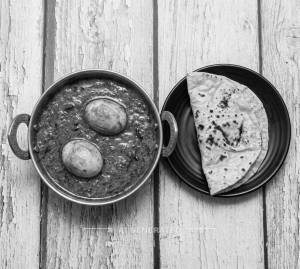 Egg Curry + Tawa Chapati (1 piece)