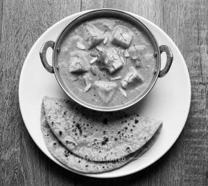 Shahi Paneer + Tawa Plain Roti (2 pieces)