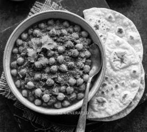 Channa Masala + Plain Roti (2 pieces)