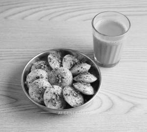 Ghee Podi Button Idli [10 Pieces] + Tea