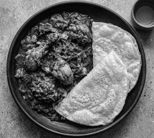 Chicken Curry + Naipattal (2 Pieces)