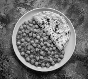 Special Chana Masala + Tandoori Roti (2 pieces)